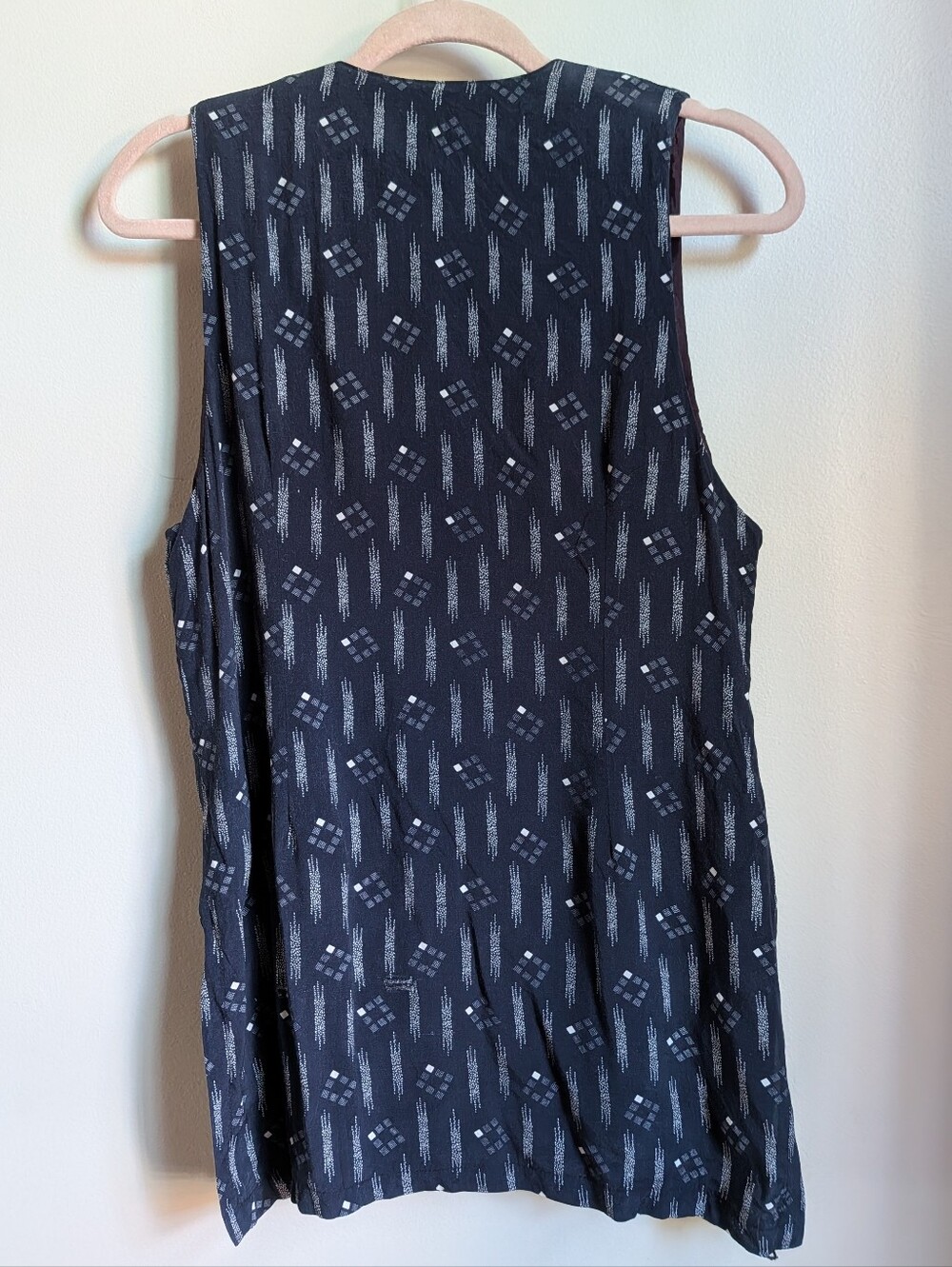VINTAGE Navy White Sleeveless Minimalist Patterned Button-Front Vest Size Medium - Picture 12 of 12